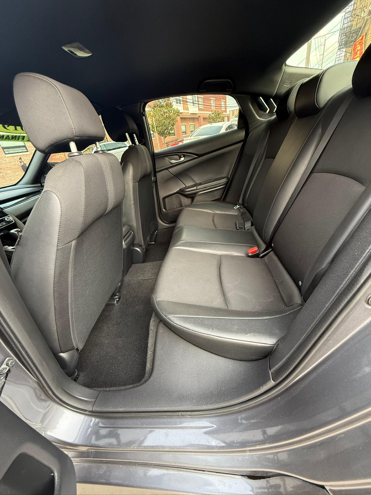 0cb6158e-f55f-46d4-a428-6b20352061fb