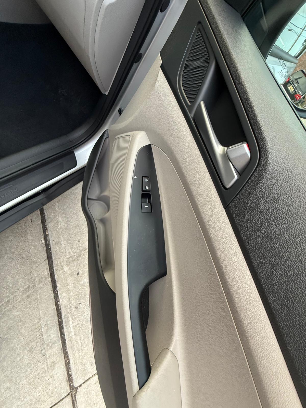 8aae3499-ab0c-4f64-be26-e2ec3a8d3b4c