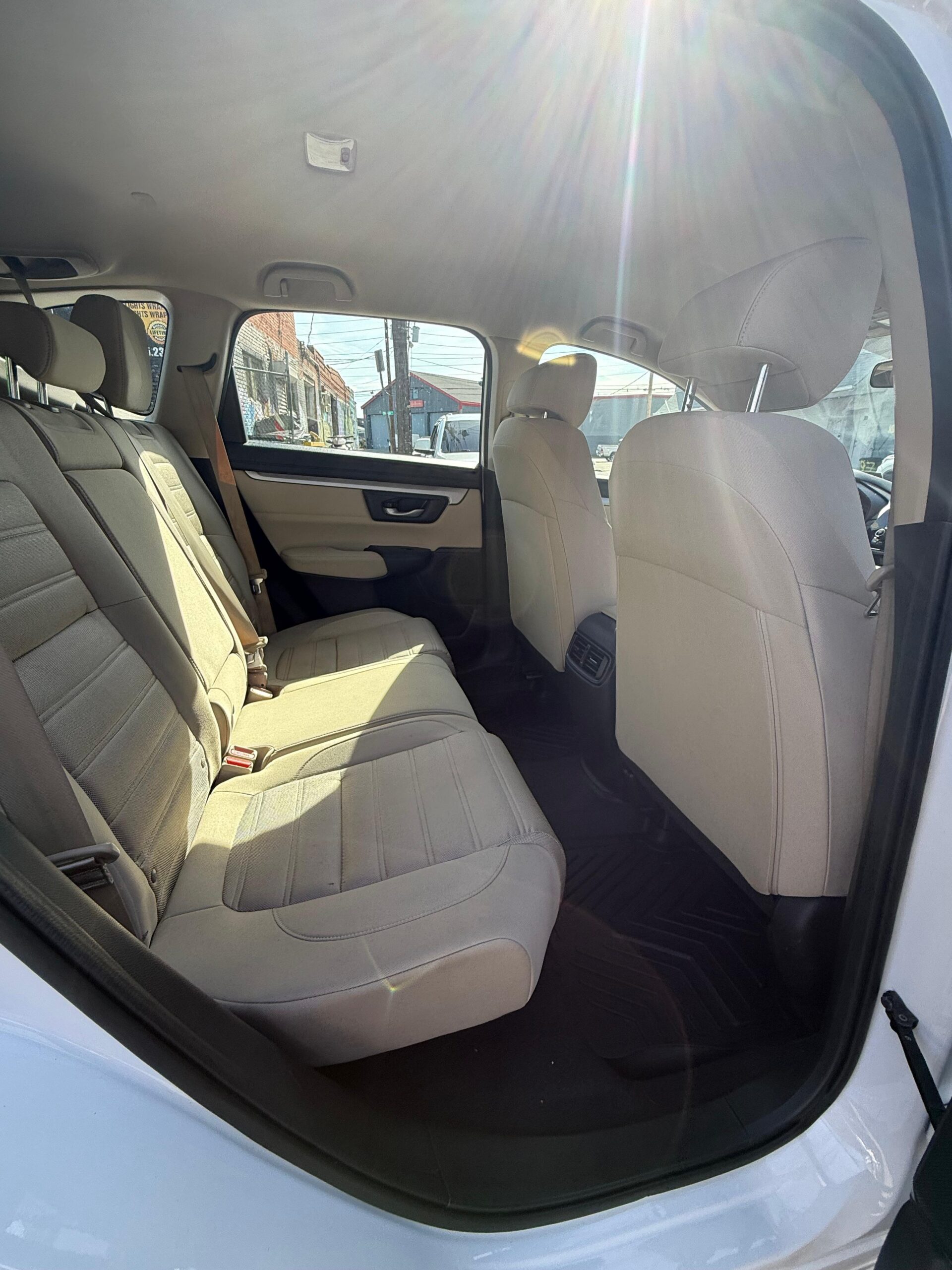 de5c71dd-bded-4c1d-98c0-47bb07eb4bc5