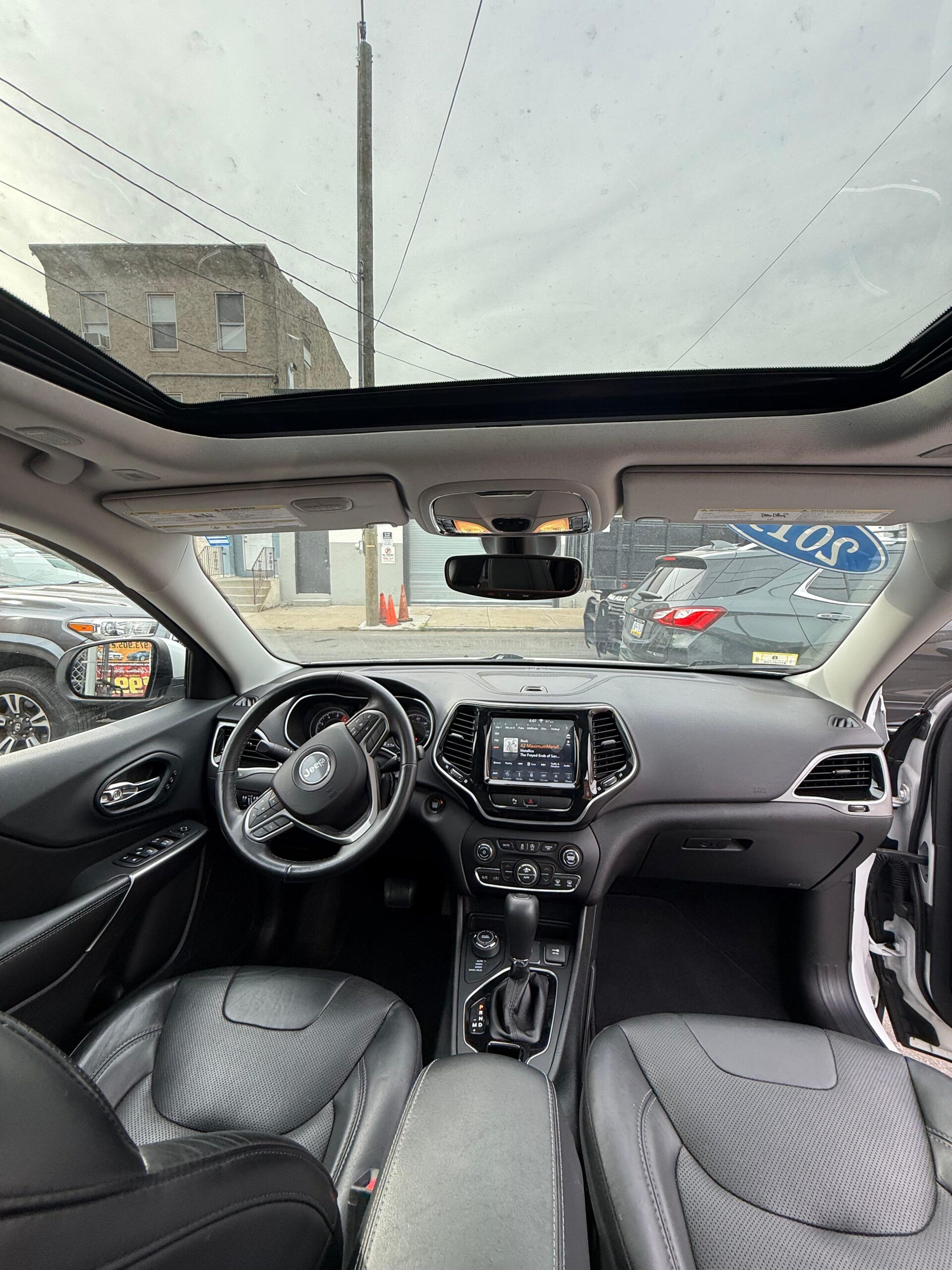 e2838497-b47b-436a-96d3-0f35b1e72161