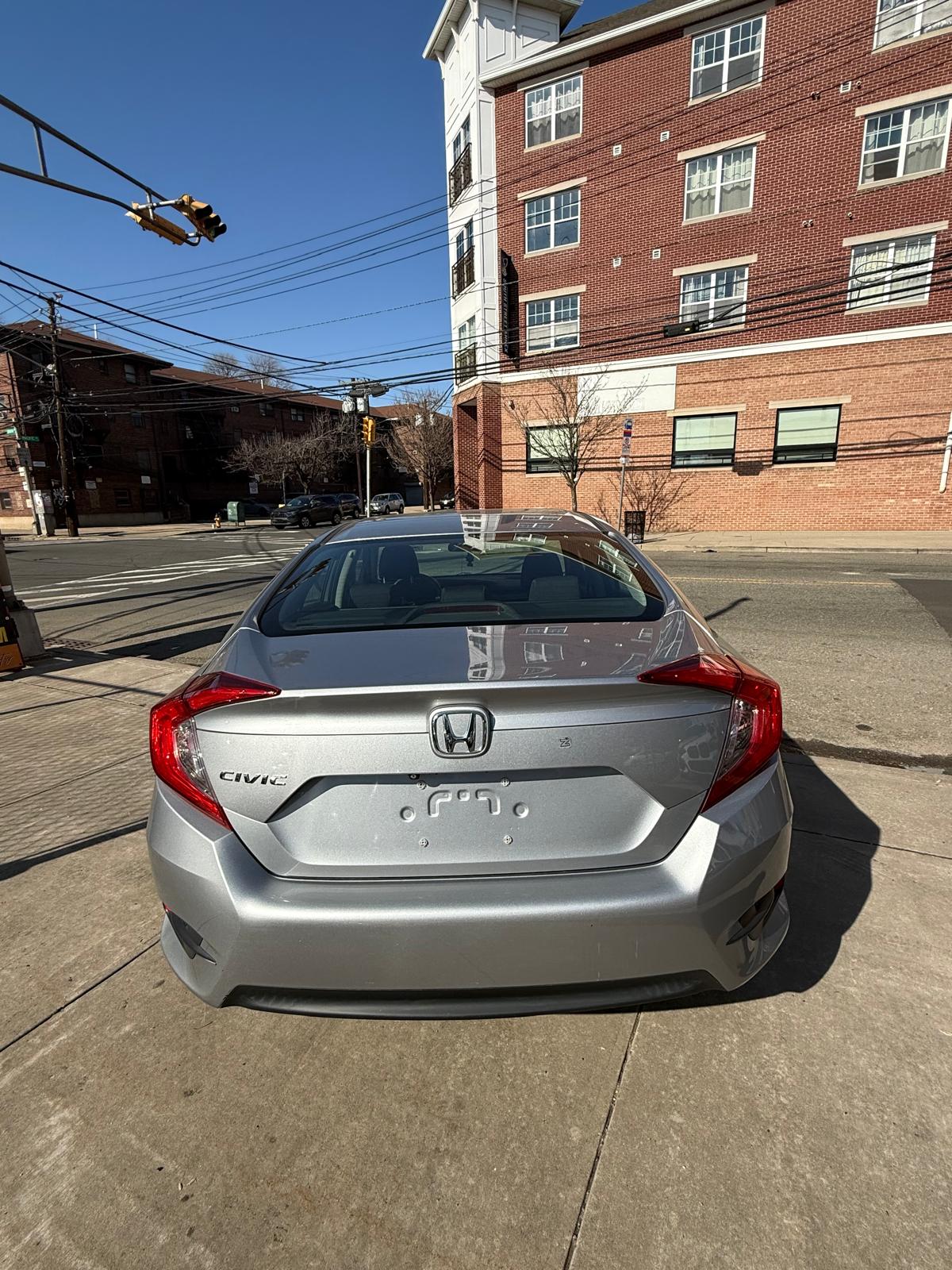 e8f4b1b9-ddf6-4884-b220-4f1645db381c